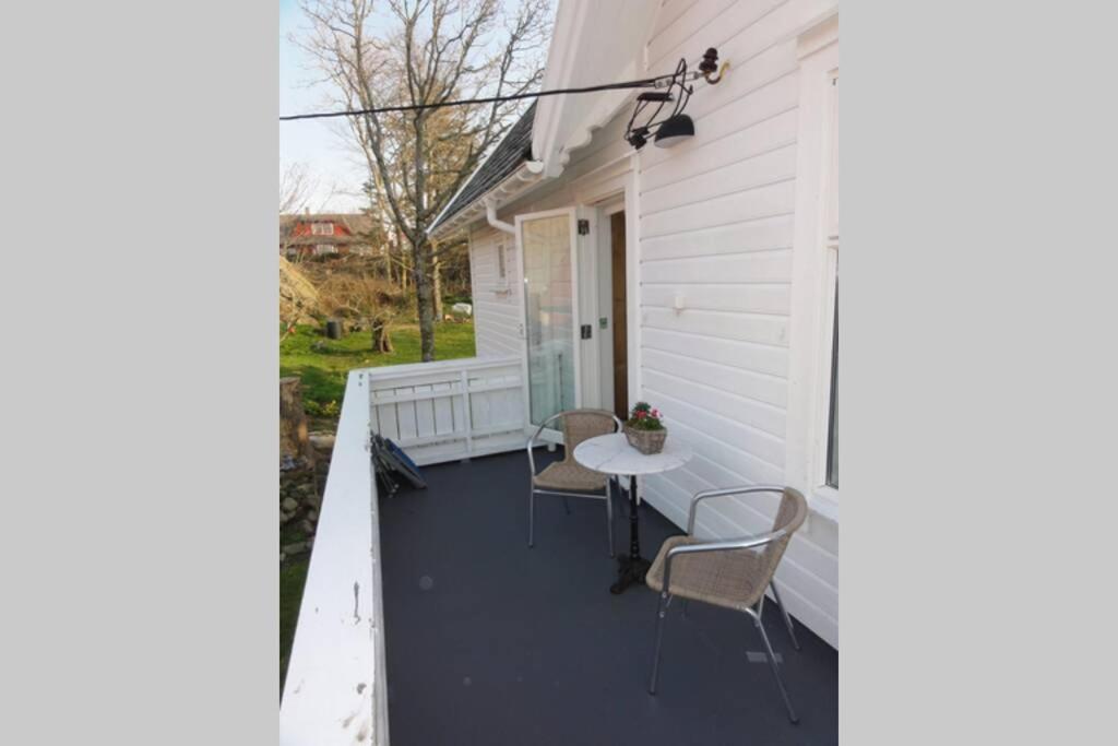 Apartment Charming Flat In Cosy Skudeneshavn